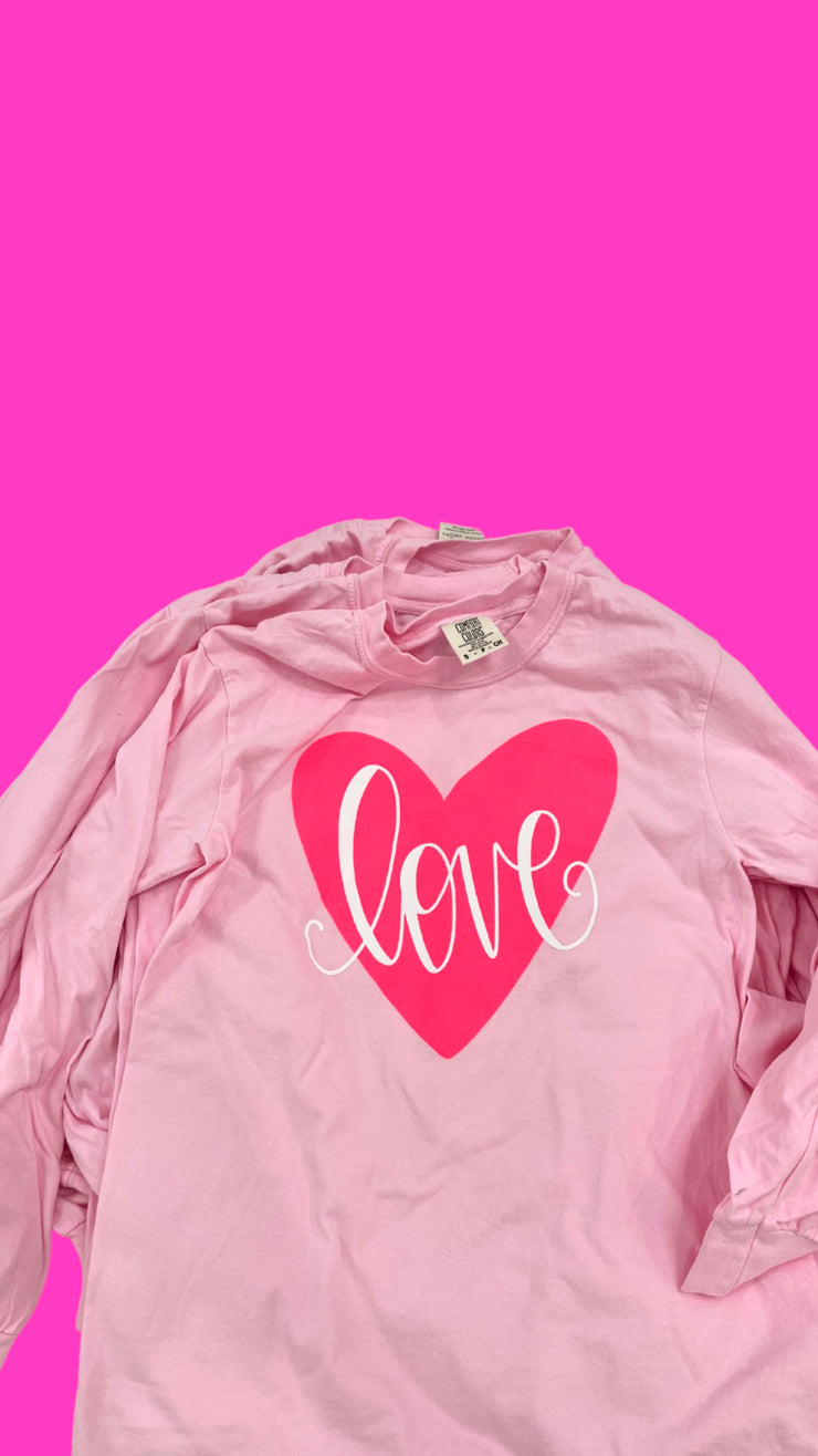 Shirt - Neon Heart Love